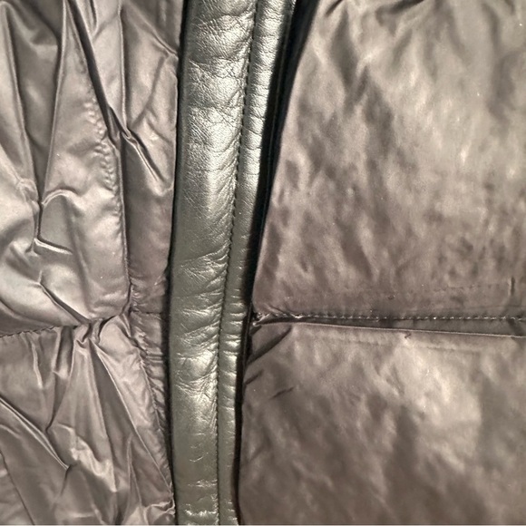 Mackage Black down jacket zip off sleeves convert to vest medium coat - Picture 5 of 12